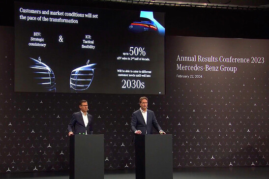 Mercedes annuncia arrivo di un efficiente 4 cilindri benzina